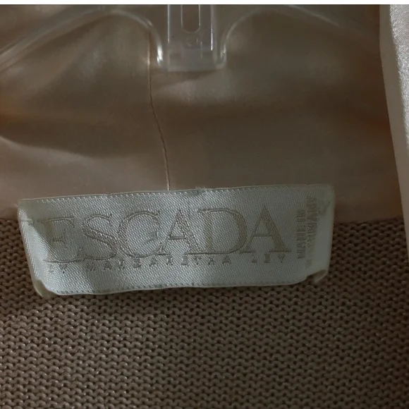 Escada Knit Cardigan Sweater Silk Trim Beige Long Sleeve Pockets Size 34
